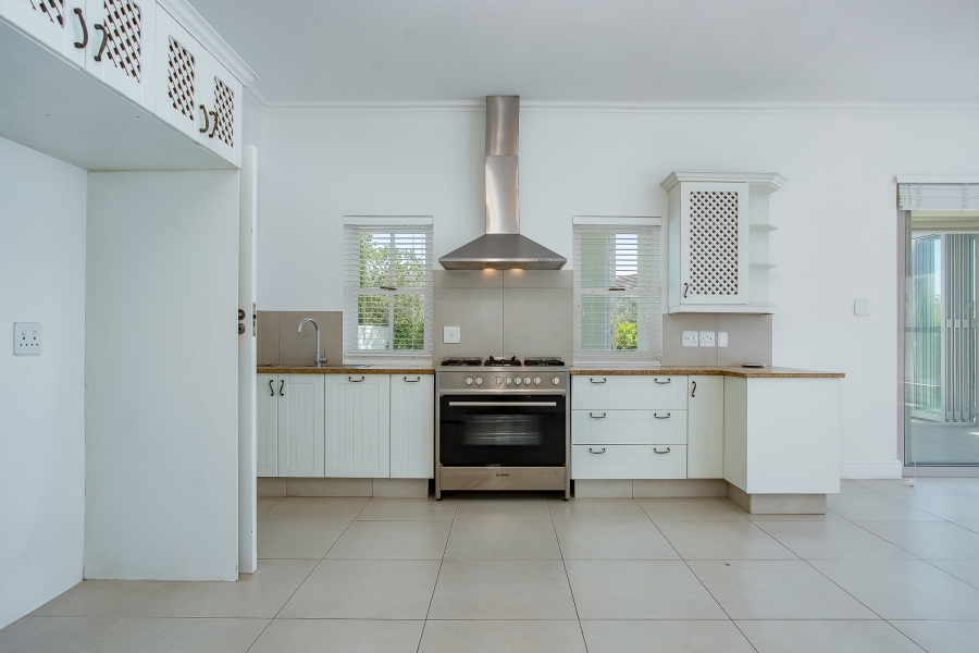 To Let 4 Bedroom Property for Rent in Val De Vie Estate Western Cape